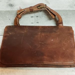 Distressed leather handbag by Paul & Taylor!